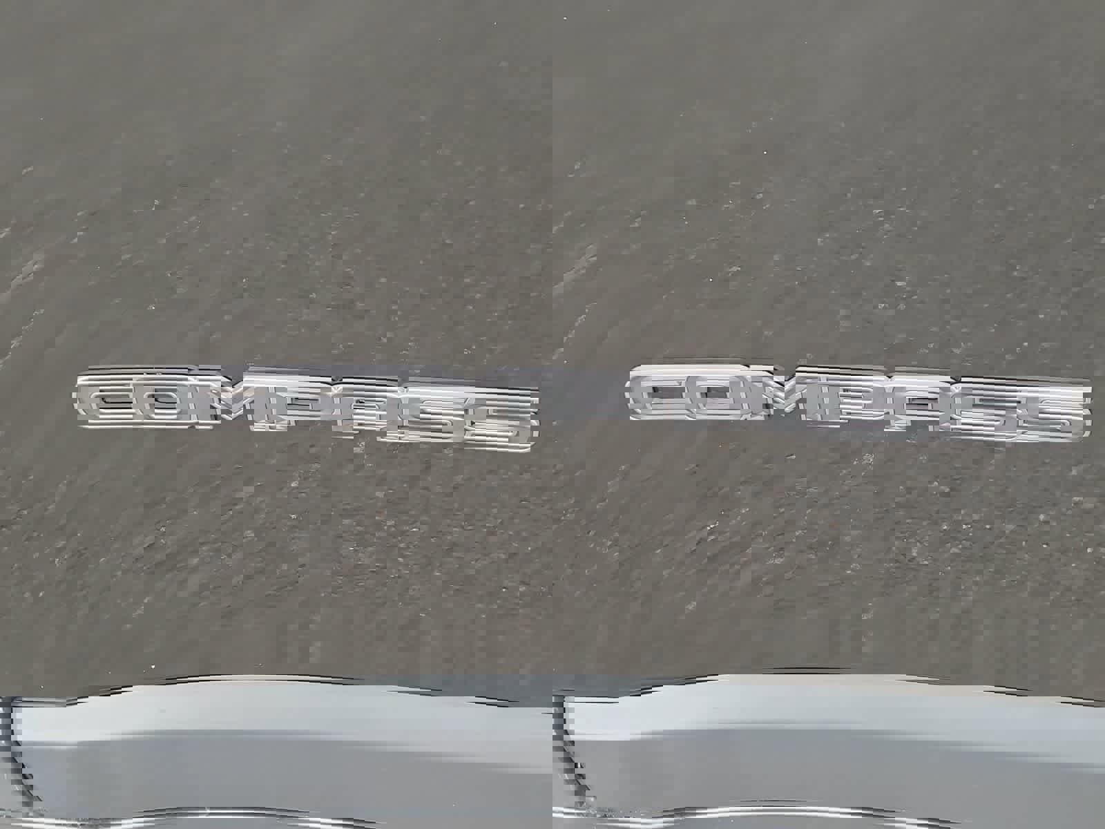 New 2026 Jeep Compass Latitude image 15