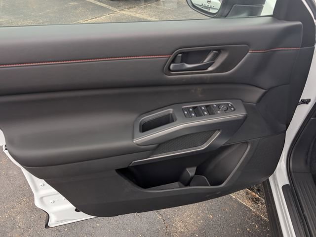 New 2026 Nissan Pathfinder Rock Creek w/ Rock Creek Premium Package image 15