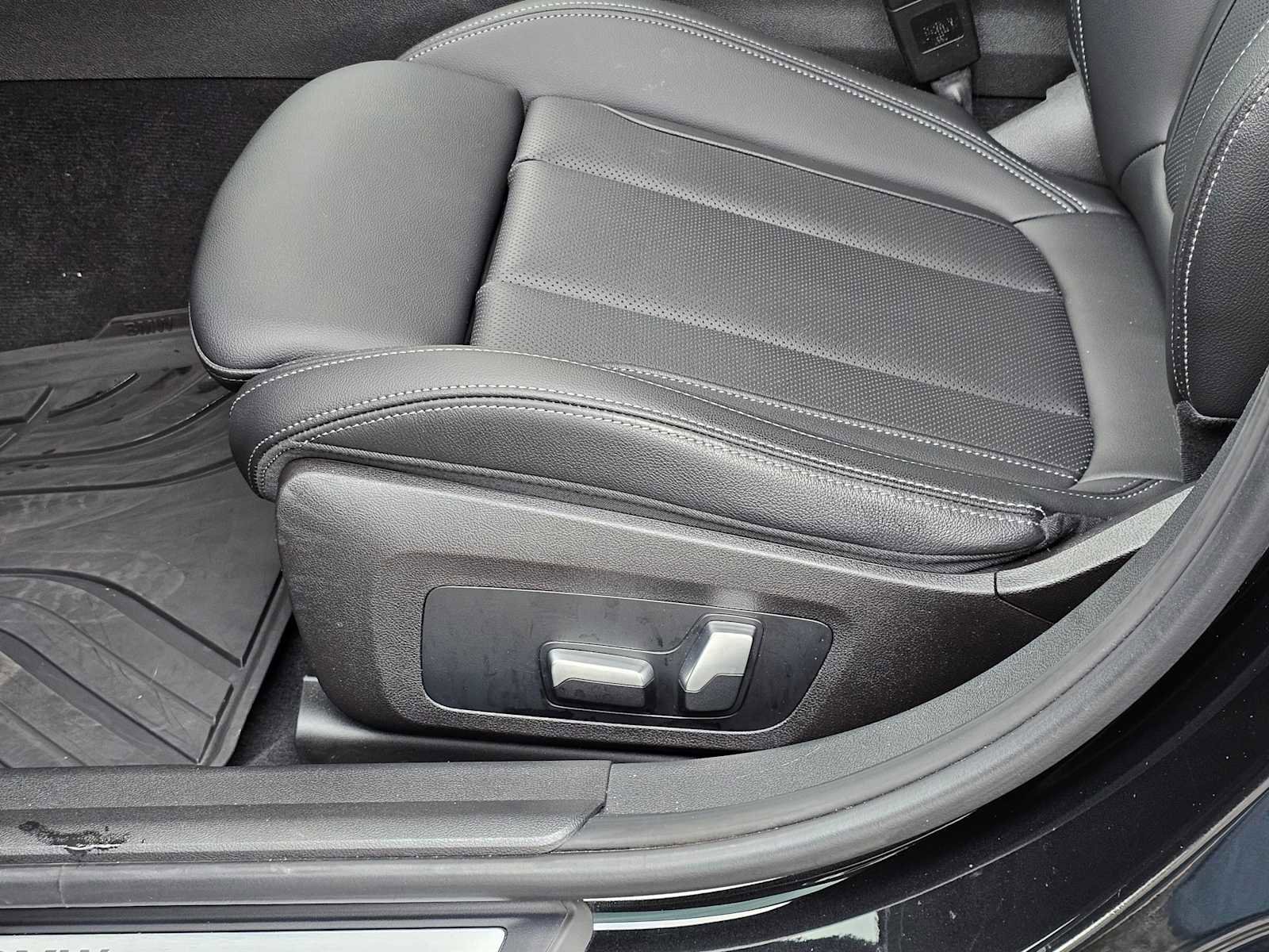 Used 2023 BMW 330e w/ Driving Assistance Package image 24