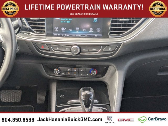 Used 2018 Buick Regal Preferred w/ Sights and Sounds Package AWD/4WD image 17