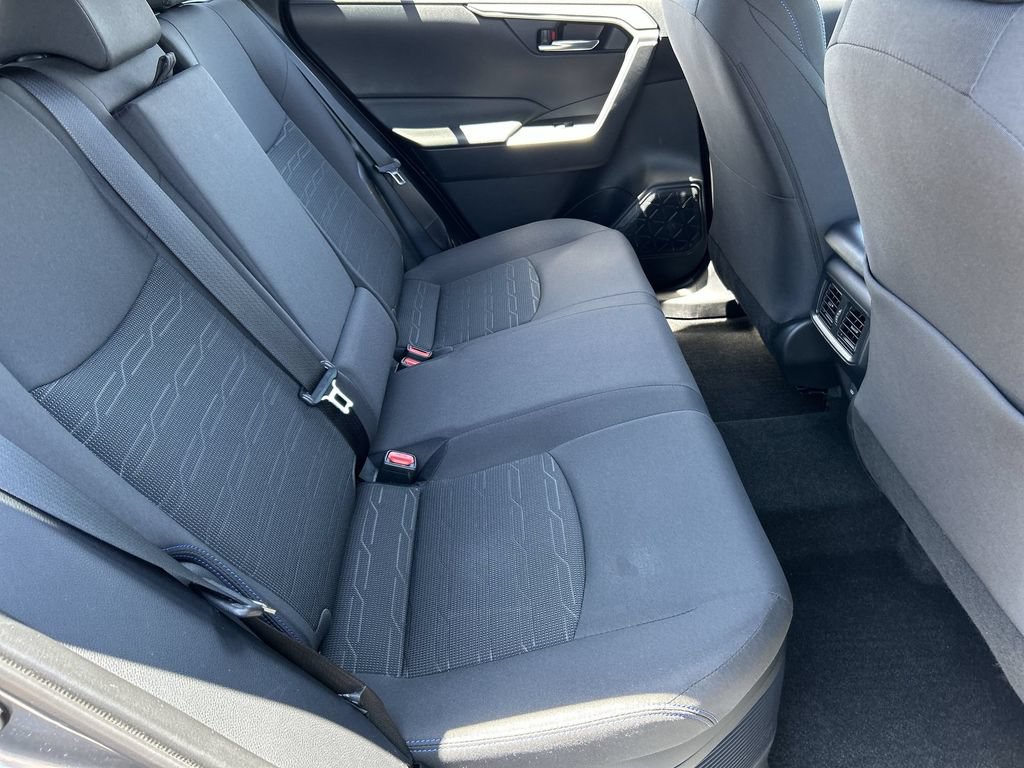 Used 2023 Toyota RAV4 SE w/ Convenience Package AWD/4WD image 28
