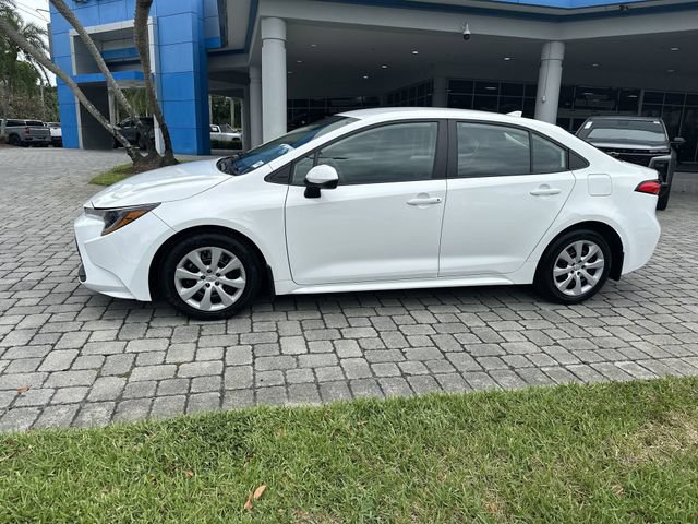 Used 2024 Toyota Corolla LE FWD image 21