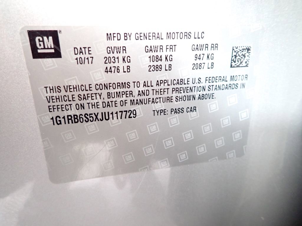 Used 2018 Chevrolet Volt Premier w/ Driver Confidence Package image 37