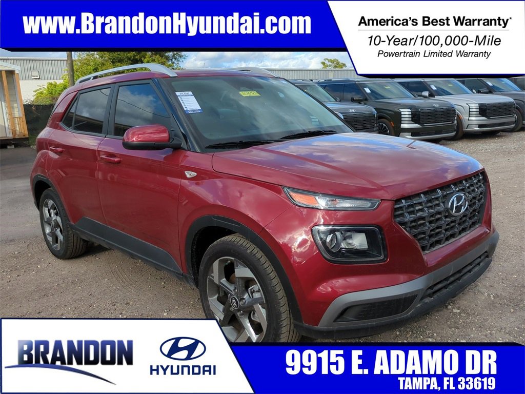 New 2025 Hyundai Venue SEL