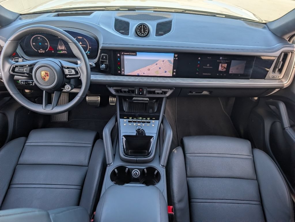 Certified 2026 Porsche Cayenne S AWD/4WD image 6