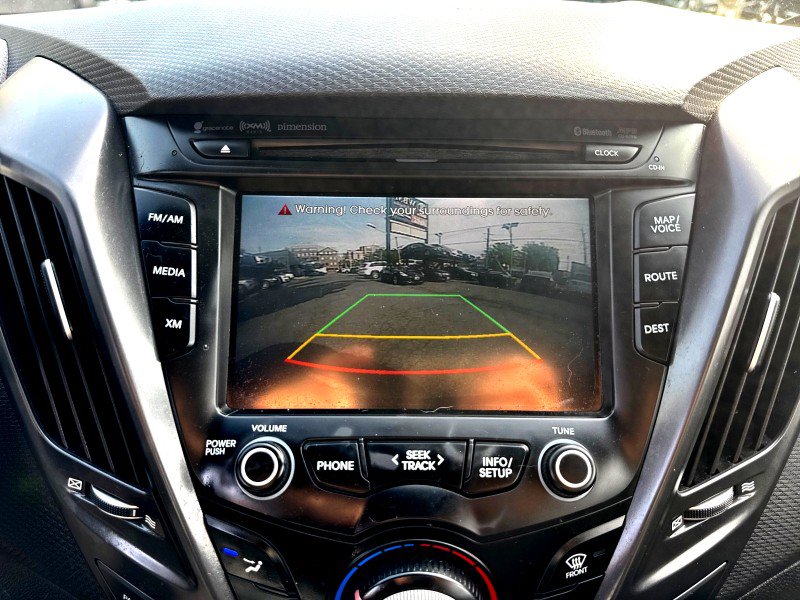 Used 2013 Hyundai Veloster Turbo w/ Ultimate Pkg FWD image 20