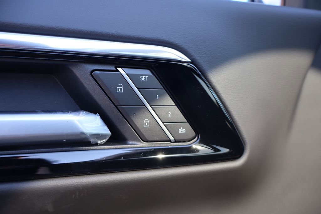 New 2026 Chevrolet Tahoe Premier w/ Sun And Tow Package image 9