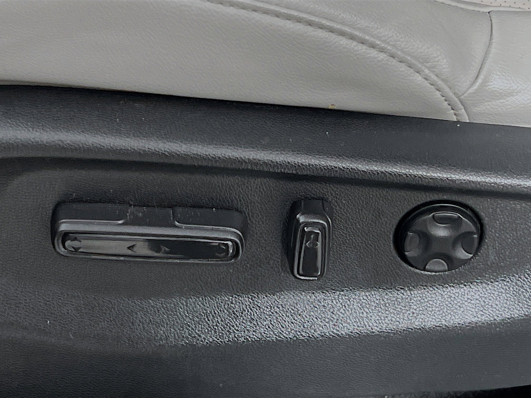 Used 2019 Honda CR-V EX-L image 16
