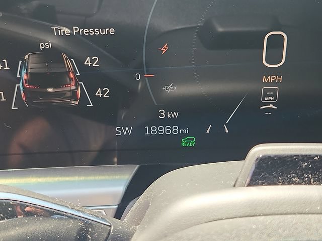 Certified 2024 Cadillac Lyriq Luxury AWD/4WD image 20