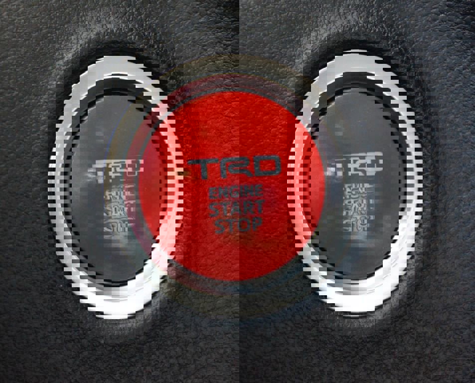 Used 2022 Toyota Tundra SR5 w/ TRD Off-Road Package image 7