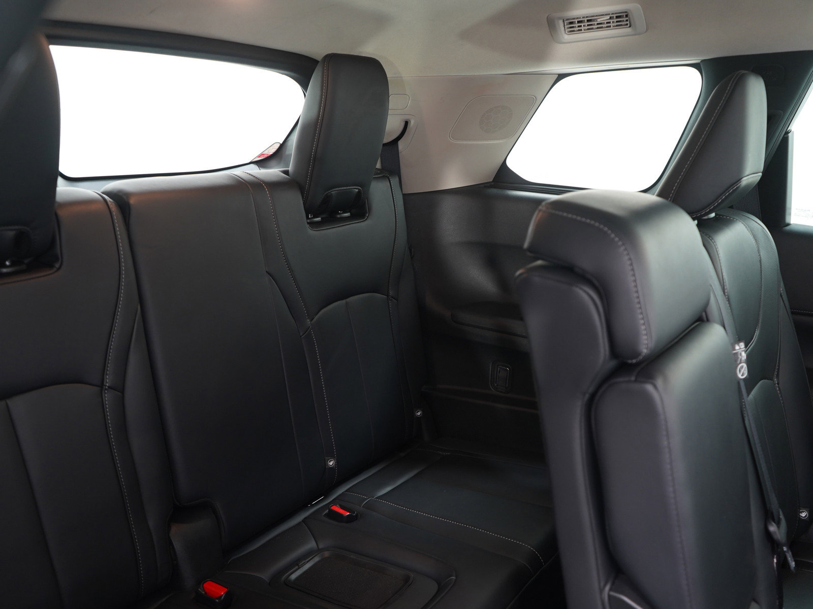 Used 2023 INFINITI QX60 Pure image 12