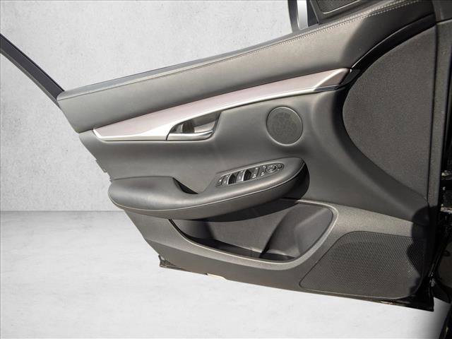 Used 2022 INFINITI QX50 Luxe w/ Appearance Package image 24