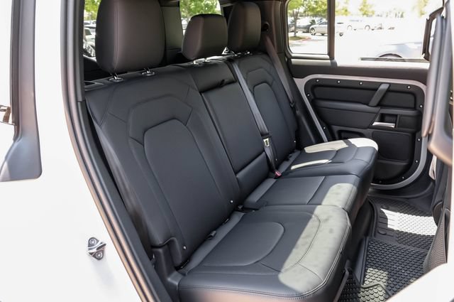 New 2026 Land Rover Defender 110 X-Dynamic SE AWD/4WD image 45