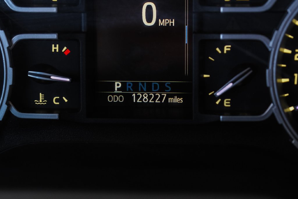 Used 2020 Toyota Tundra Limited RWD image 17