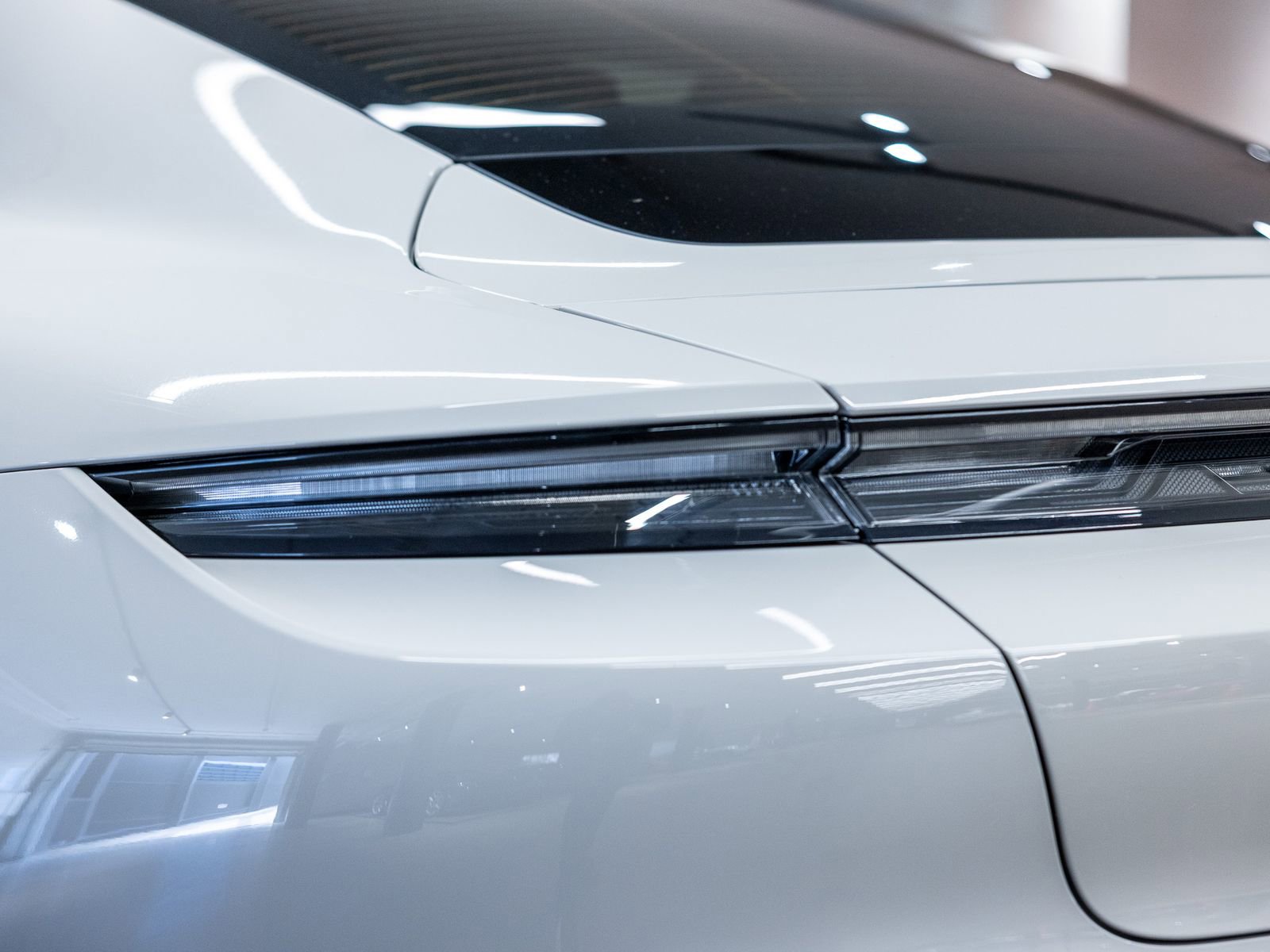 Certified 2021 Porsche Taycan Turbo S image 22