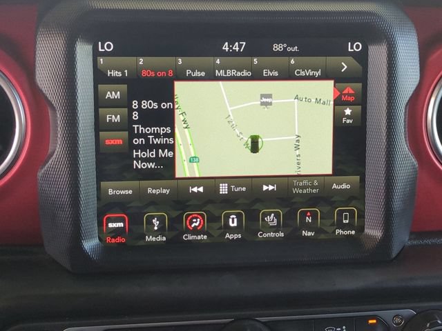 Used 2018 Jeep Wrangler Unlimited Rubicon AWD/4WD image 16