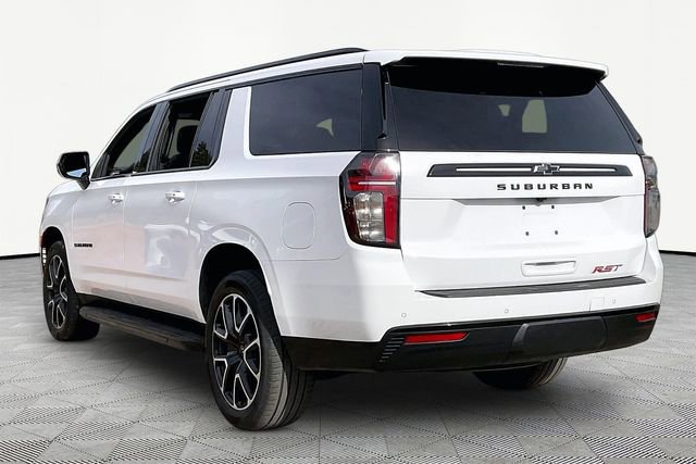 Used 2024 Chevrolet Suburban RST image 4