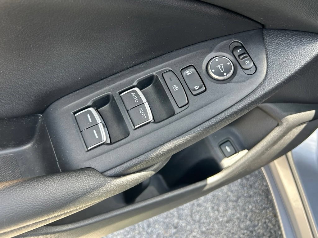 Used 2019 Honda Accord Sport image 32