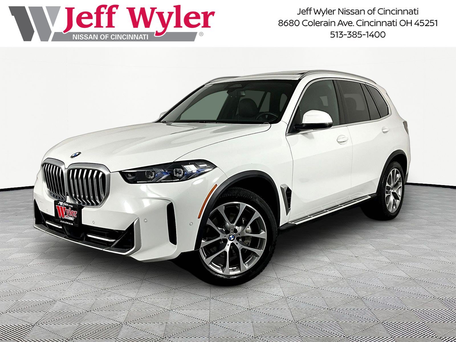 Used 2026 BMW X5 xDrive40i AWD/4WD image 1