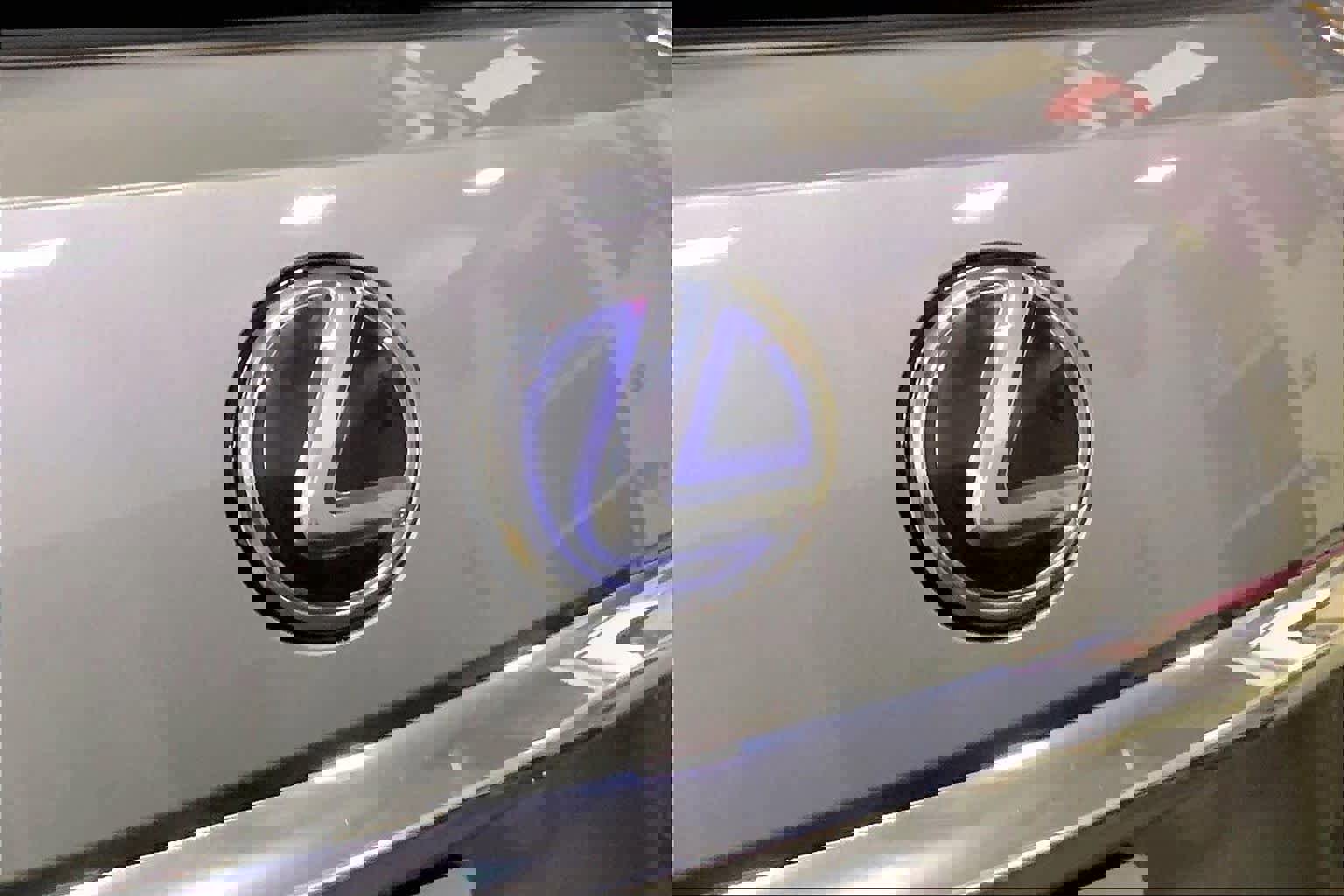 Used 2020 Lexus RX 450h AWD w/ Premium Package image 31