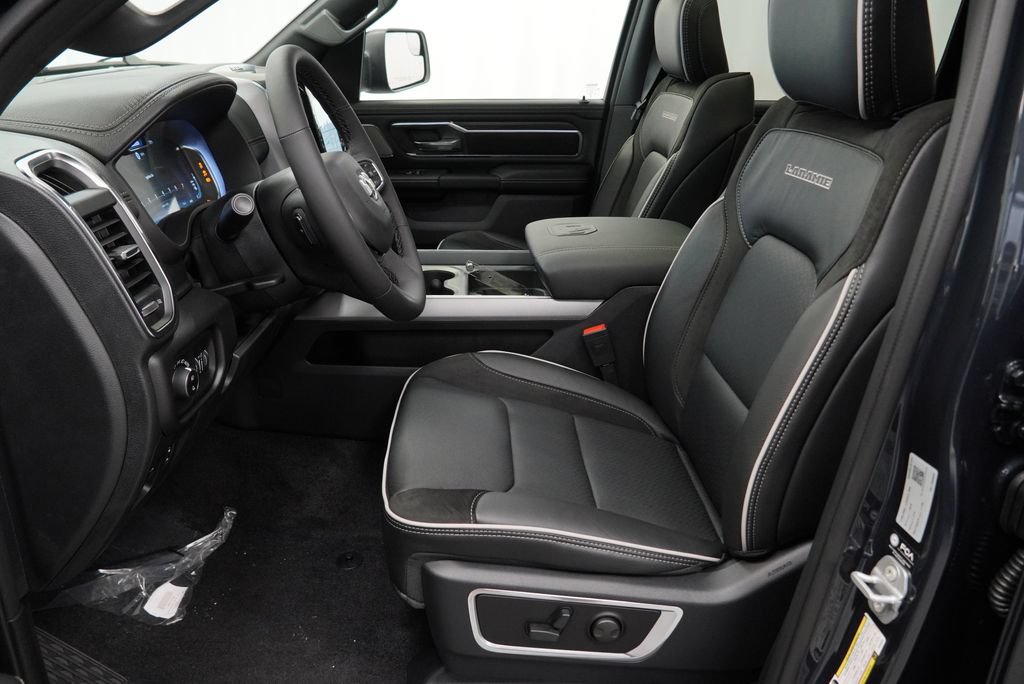 New 2027 RAM 1500 Laramie w/ Laramie Preferred Package AWD/4WD image 15