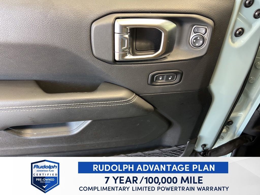 Used 2023 Jeep Wrangler Unlimited Sahara w/ Cold Weather Group image 19