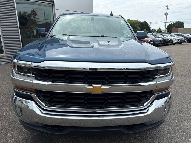 Used 2019 Chevrolet Silverado 1500 LT w/ All Star Edition AWD/4WD image 3