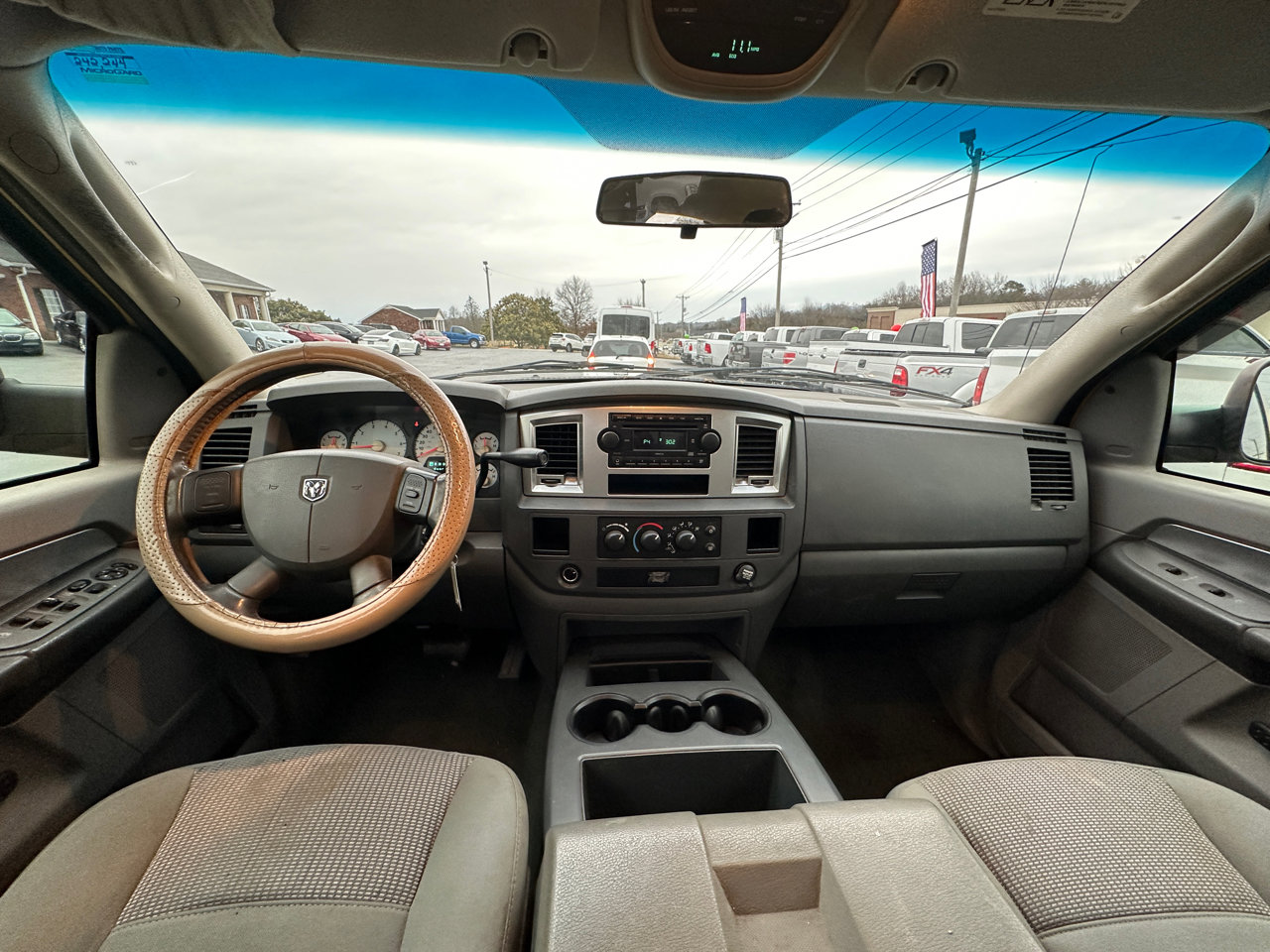 Used 2007 Dodge Ram 1500 Truck SLT image 10