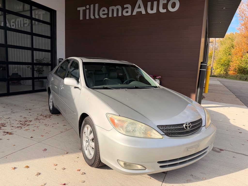 Used 2004 Toyota Camry LE