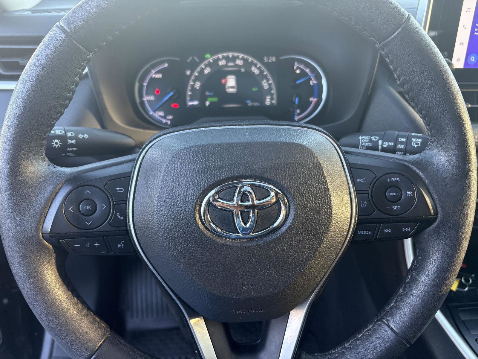 Used 2024 Toyota RAV4 XLE image 11