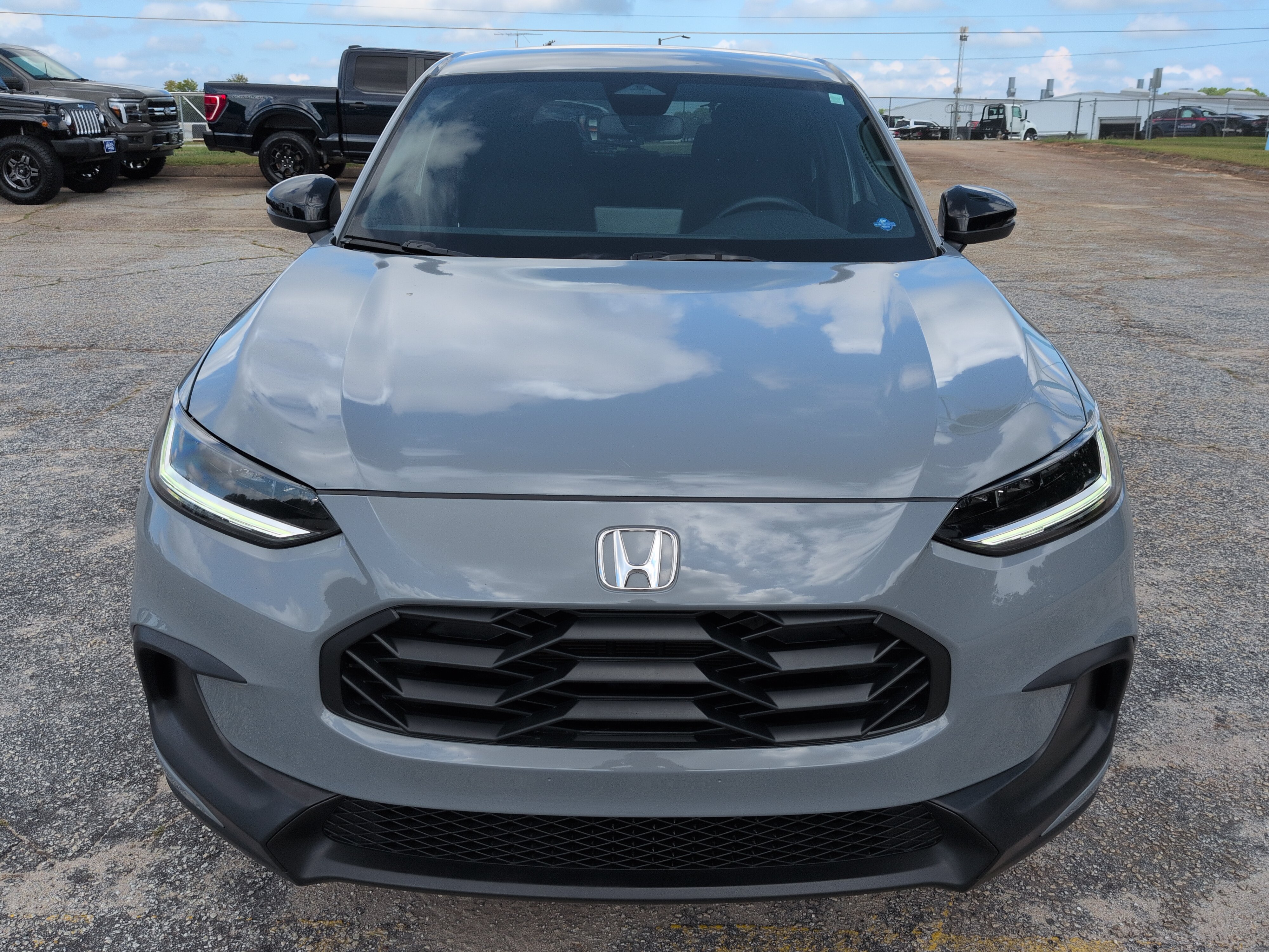 Used 2025 Honda HR-V Sport image 7