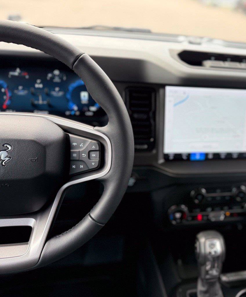 New 2026 Ford Bronco Badlands AWD/4WD image 17