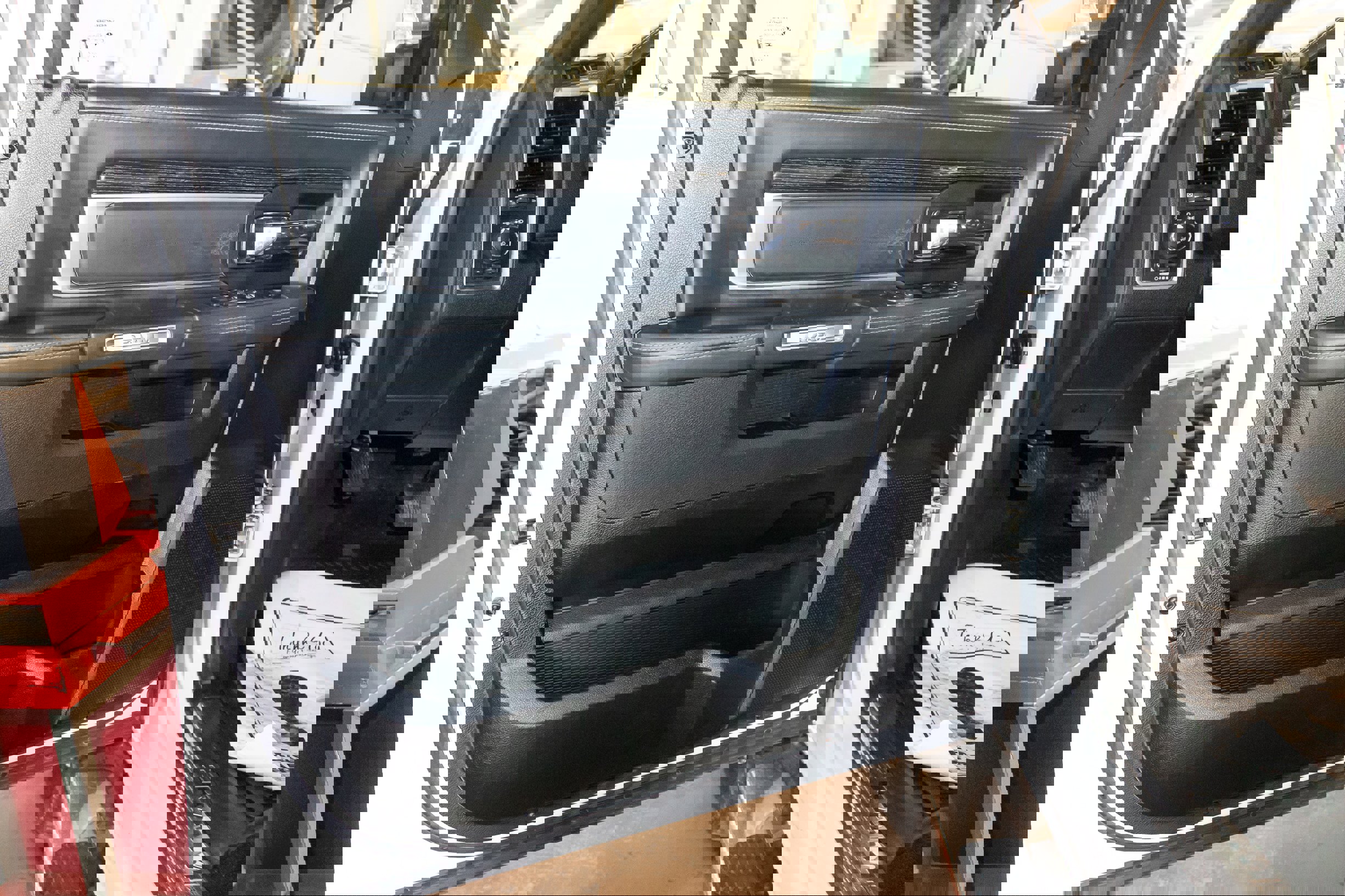 Used 2017 RAM 1500 Limited image 9