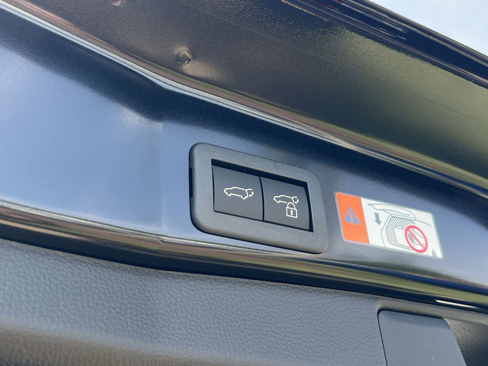 New 2026 Toyota RAV4 XSE AWD/4WD image 21