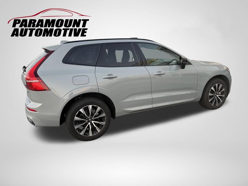 Used 2024 Volvo XC60 B5 Core w/ Protection Package Premier AWD/4WD image 7