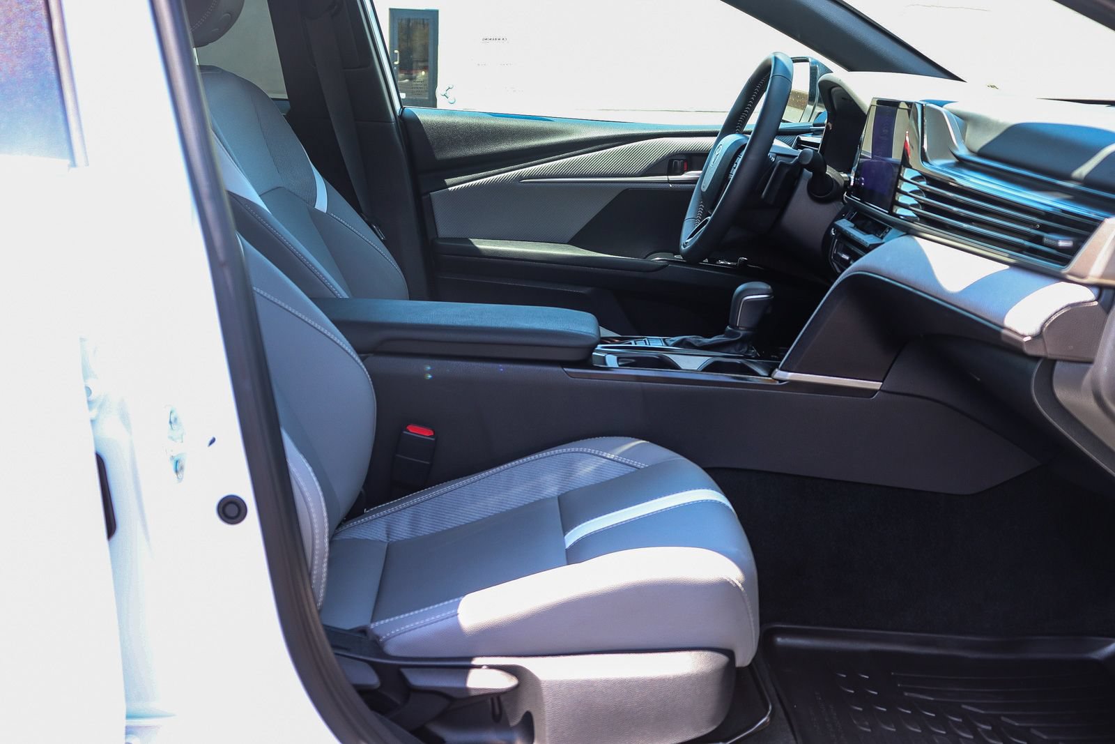 Certified 2026 Toyota Camry SE FWD image 17
