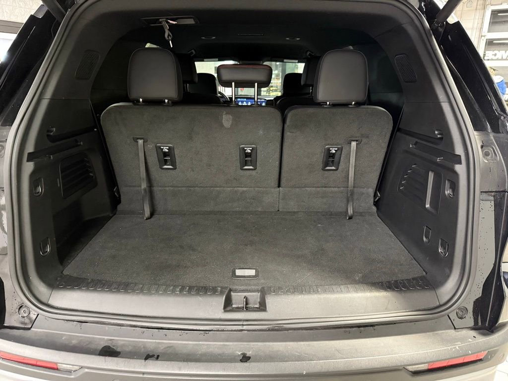 Used 2024 Chevrolet Traverse Z71 image 45