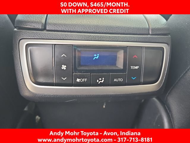 Used 2019 Toyota Highlander XLE FWD image 29