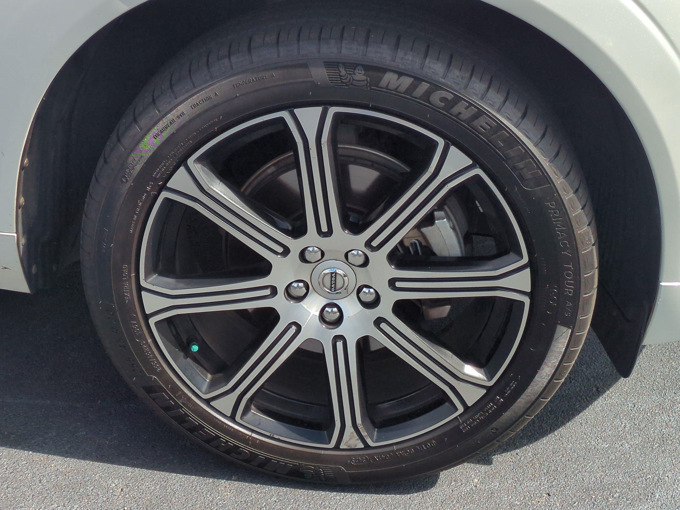 Used 2020 Volvo XC60 T5 Inscription w/ Protection Package Premier FWD image 12