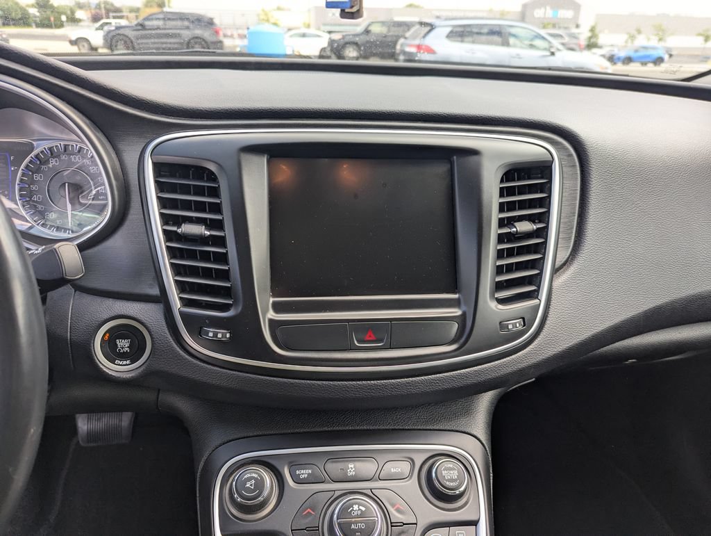 Used 2015 Chrysler 200 Limited w/ Convenience Group FWD image 24