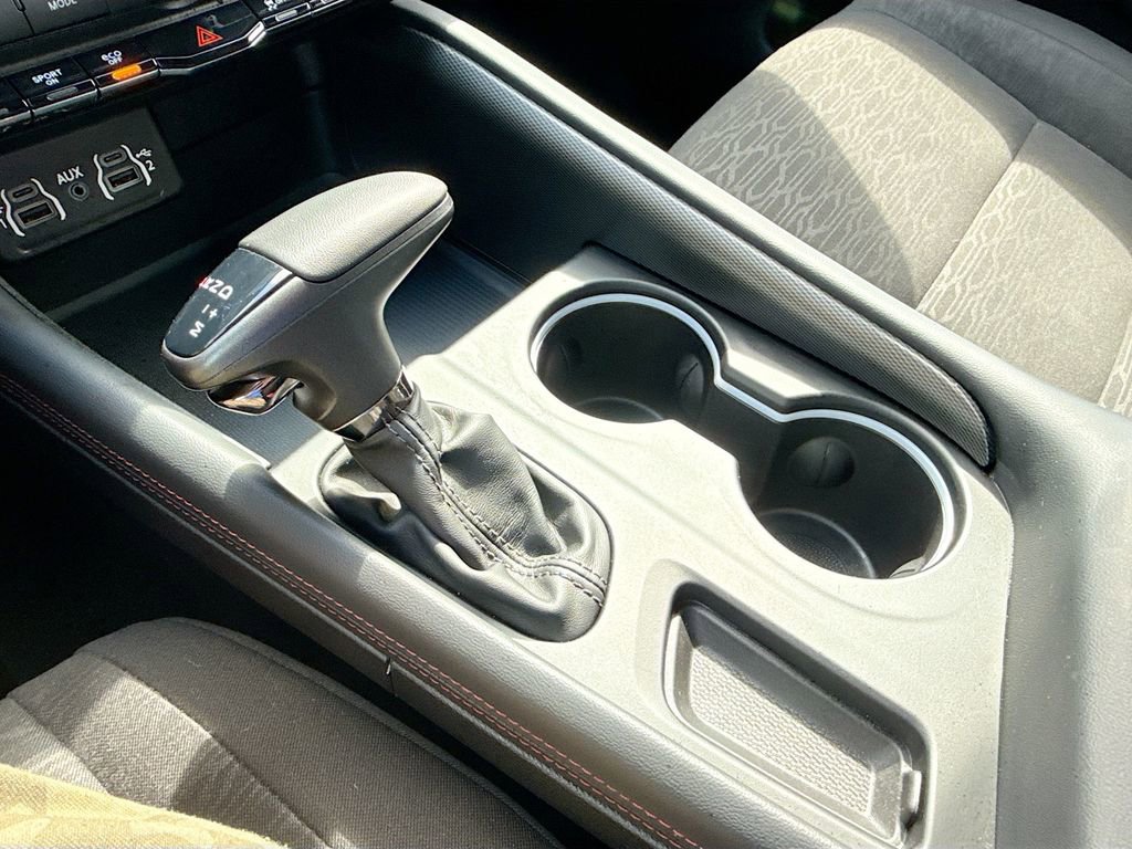 Used 2025 Dodge Durango GT AWD/4WD image 18