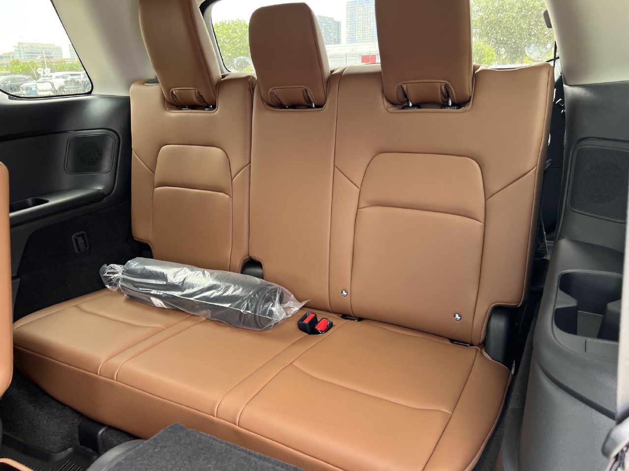 New 2026 Nissan Pathfinder Platinum AWD/4WD image 16