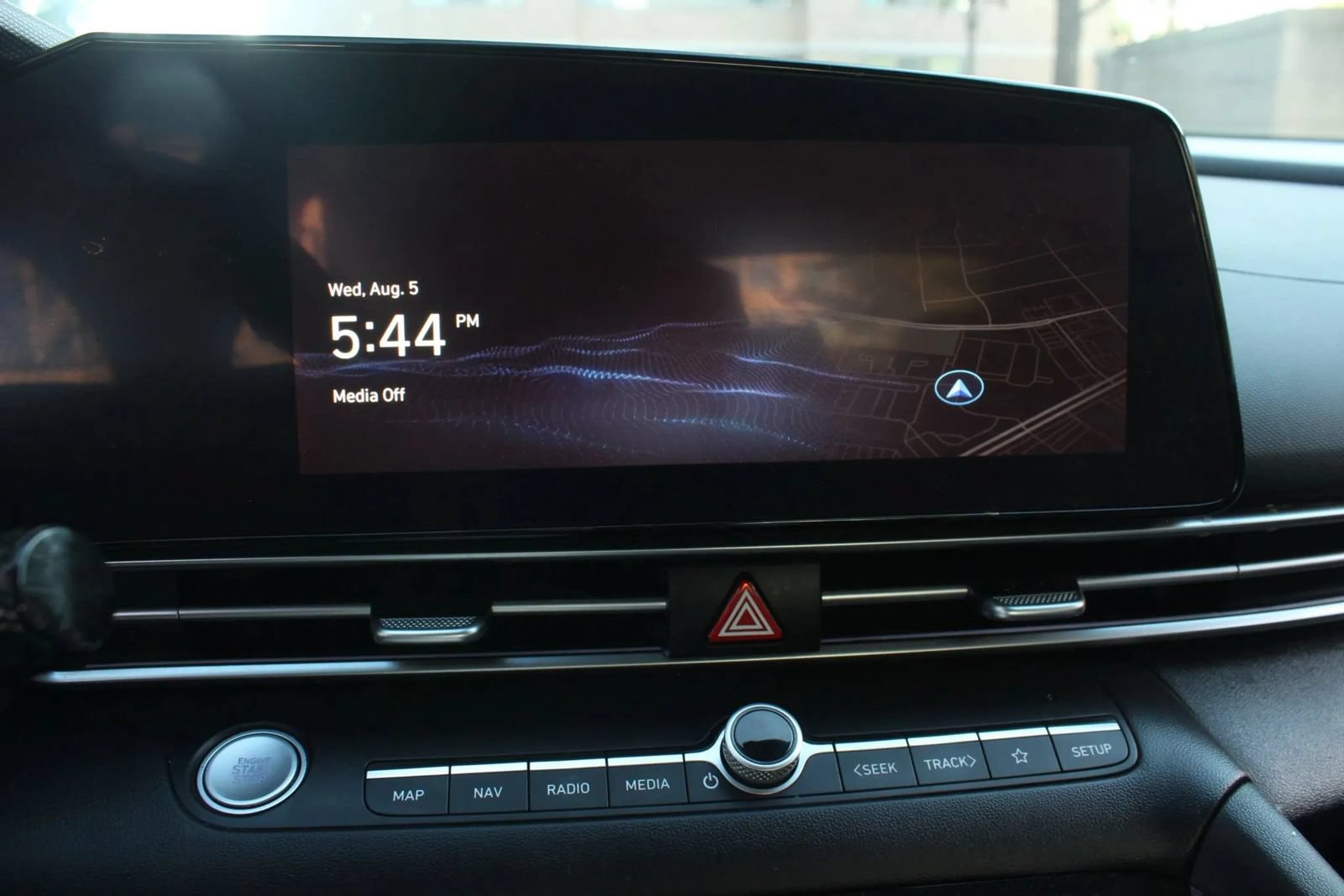 Used 2025 Hyundai Elantra SEL FWD image 29