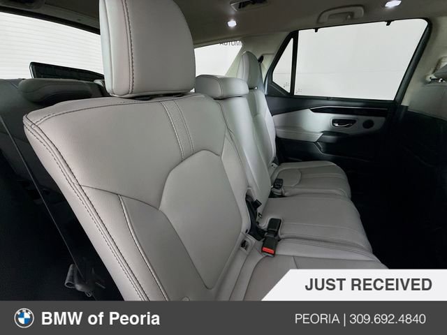 Used 2023 Honda Pilot Touring image 29