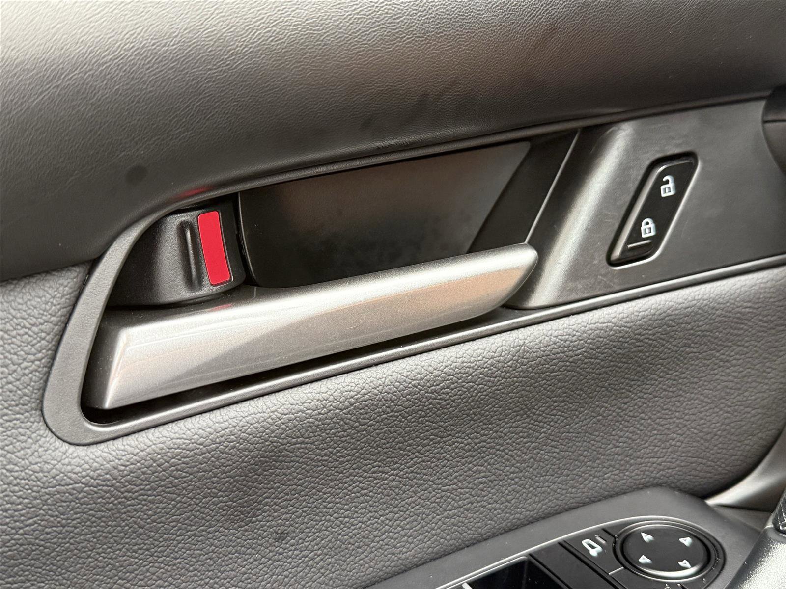 Certified 2025 MAZDA CX-50 AWD 2.5 Hybrid image 29