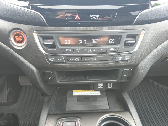 Used 2022 Honda Passport TrailSport image 16