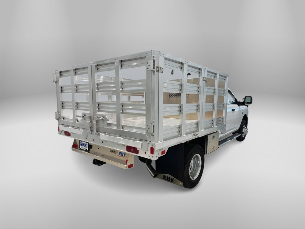 New 2024 RAM 3500 Tradesman w/ Chrome Appearance Group image 4