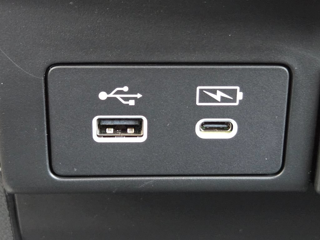 New 2026 Honda Odyssey Touring image 10