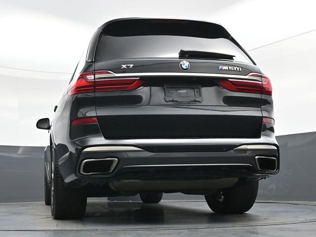Used 2020 BMW X7 M50i w/ Dynamic Handling Package AWD/4WD image 31