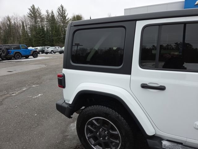Used 2021 Jeep Wrangler Unlimited Sahara image 30